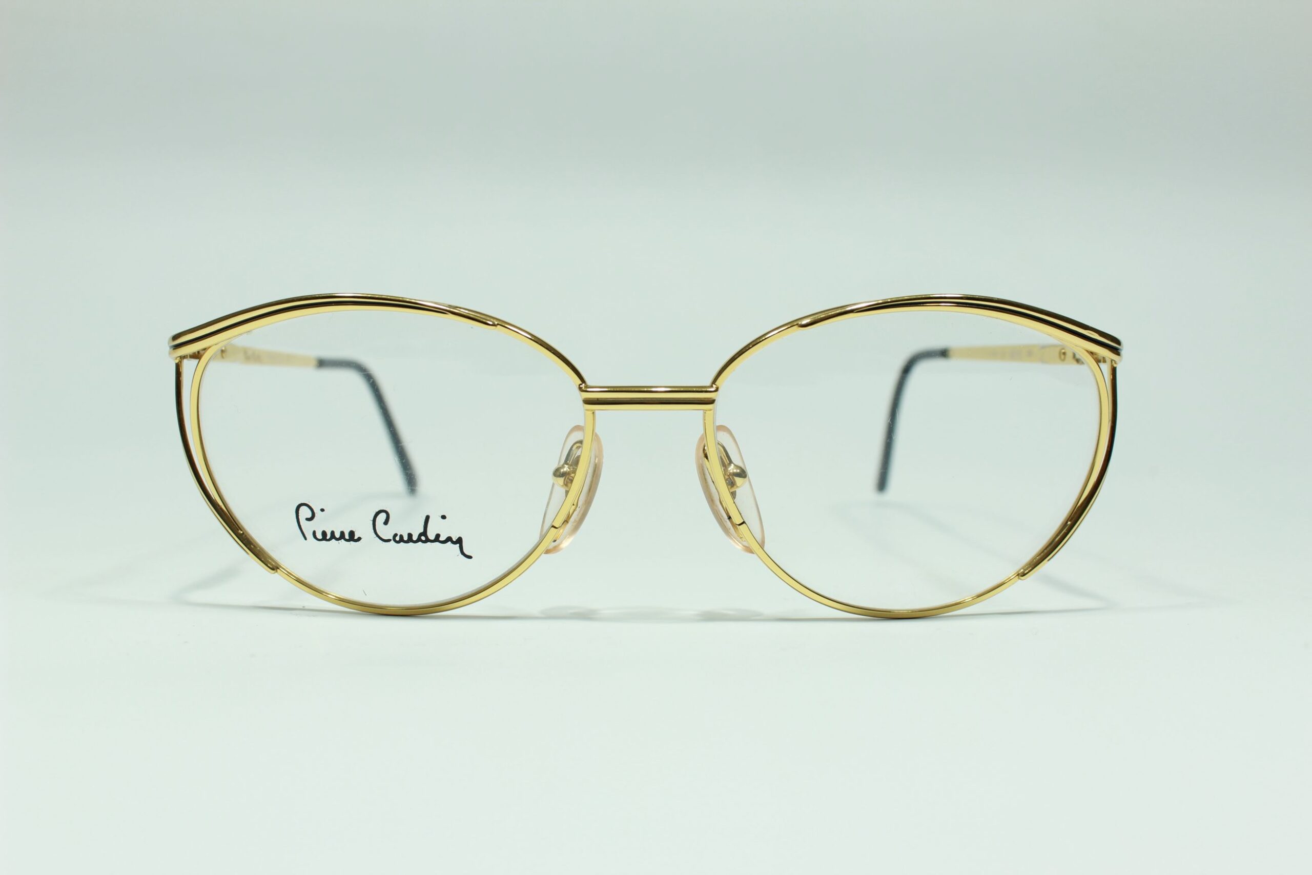 PIERRE CARDIN 8016