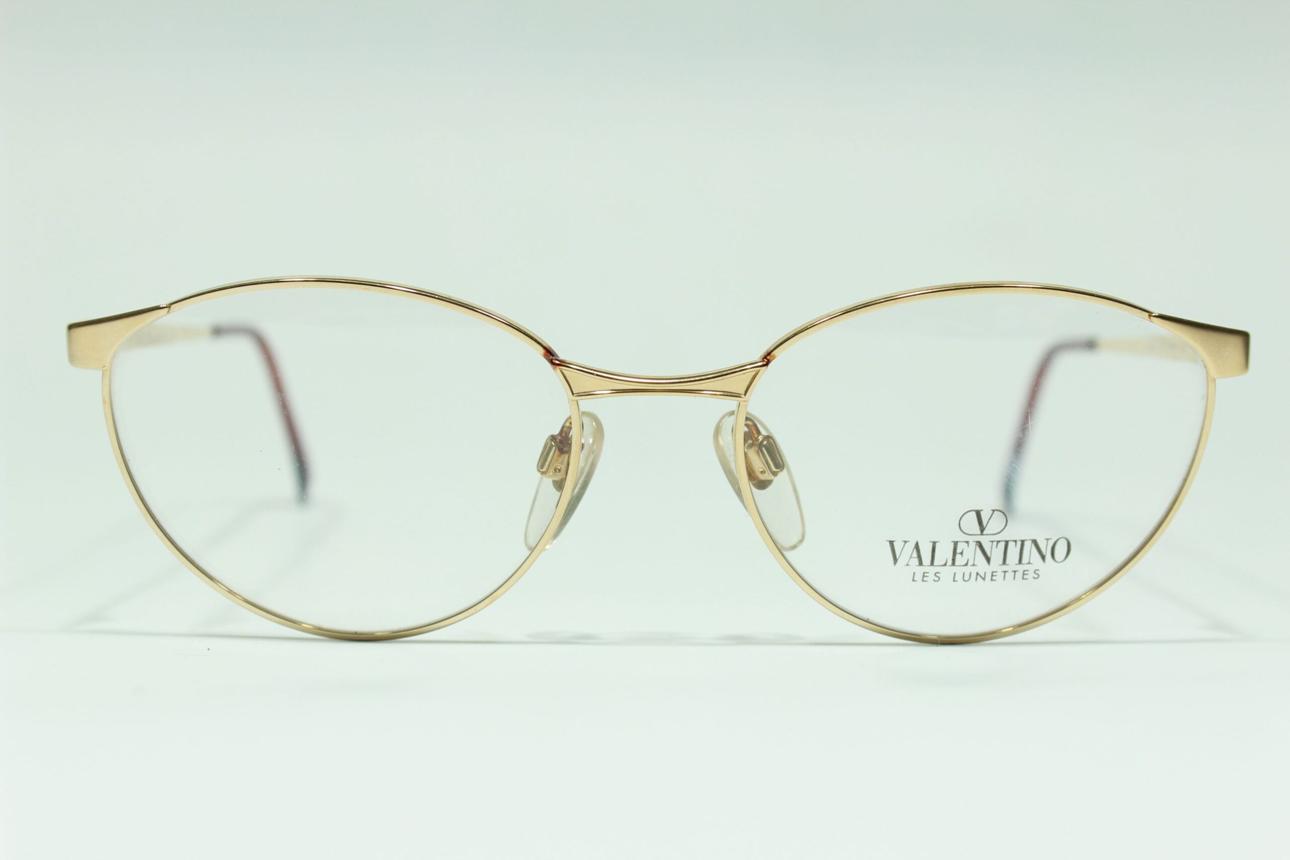 VALENTINO V460