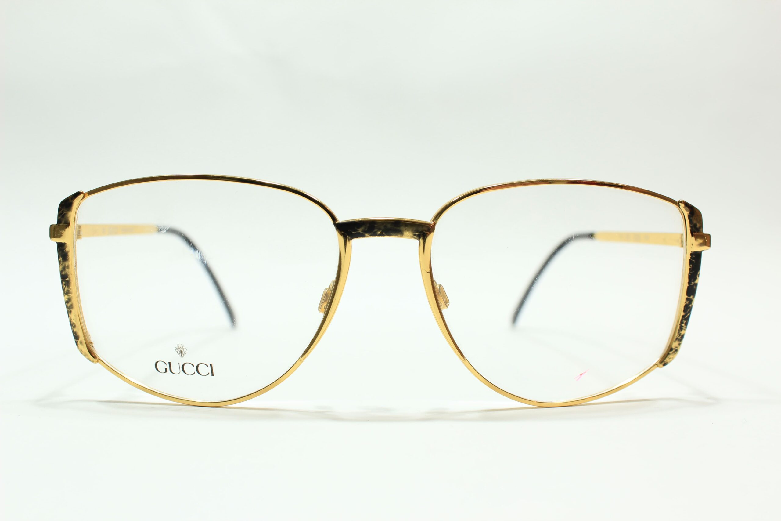 GUCCI 2225