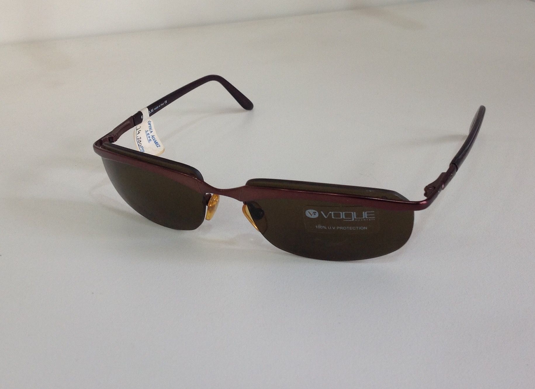 VOGUE 3283