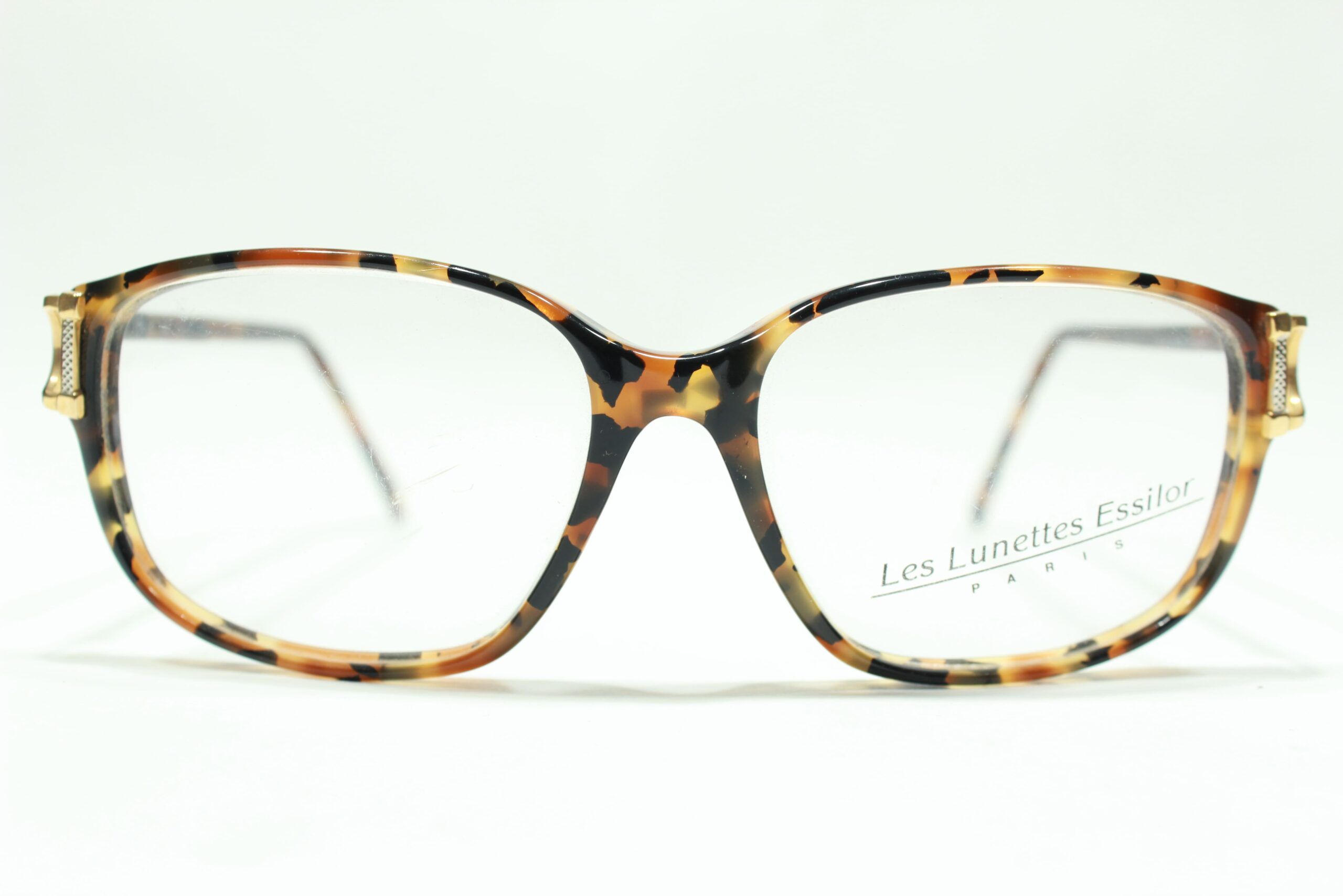 Les Lunettes Essilor 179