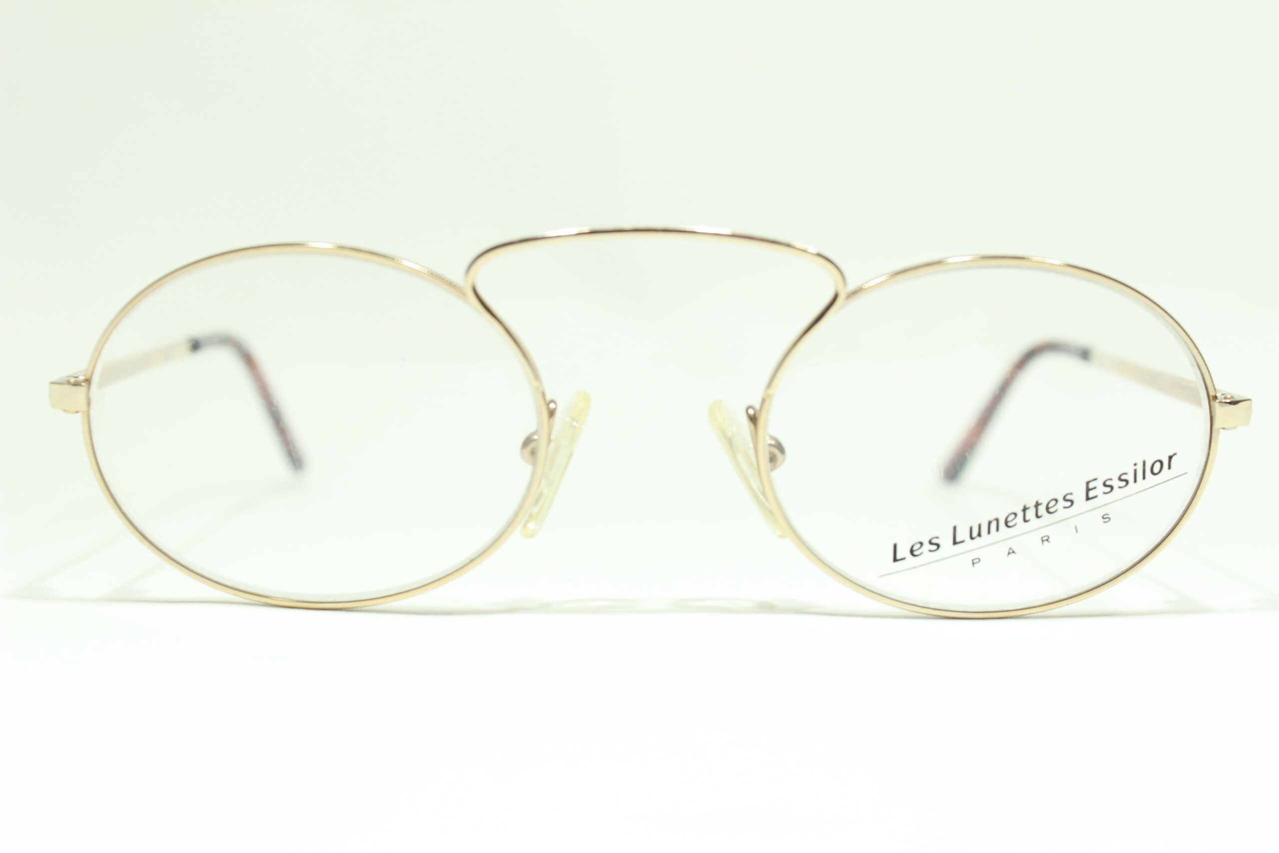 Les Lunettes Essilor 213