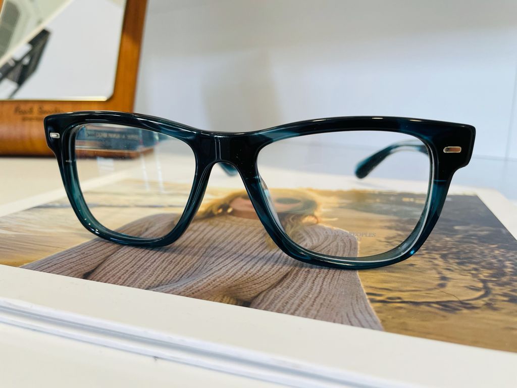 Oliver Peoples OV5393U